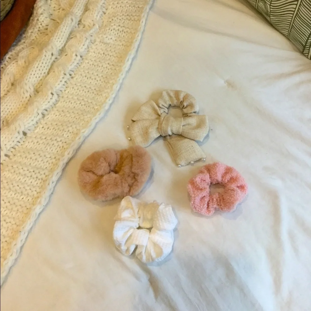 ✨Scrunchie bundle✨ - Picture 2 of 2